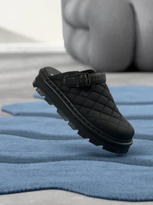 Klapki płaskie Dr. Martens czarny