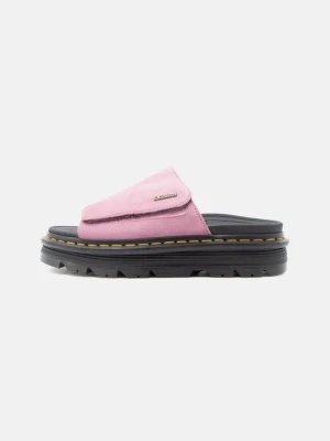 Klapki płaskie Dr. Martens jasnoróżowy