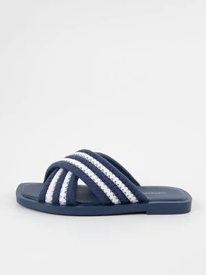 Klapki płaskie Emporio Armani
