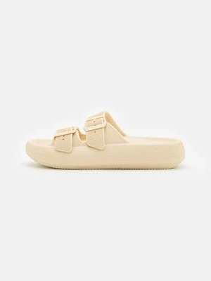 Klapki płaskie Even&Odd