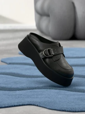 Klapki płaskie Even&Odd By Zalando czarny