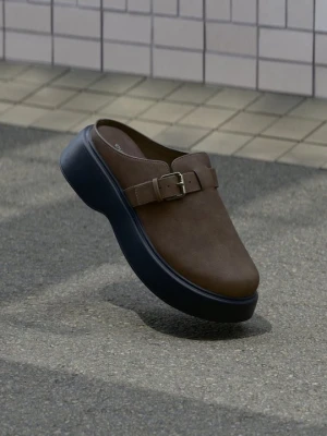 Klapki płaskie Even&Odd By Zalando khaki
