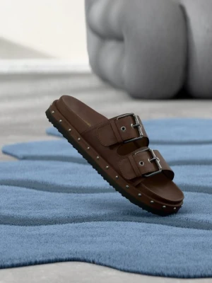 Klapki płaskie Even&Odd Wide Fit By Zalando ciemnobrązowy
