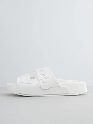 Klapki płaskie Furla