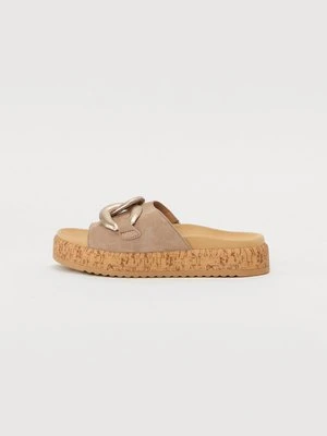 Klapki płaskie Gabor