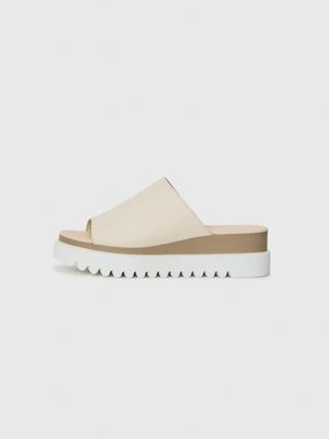 Klapki płaskie Gabor