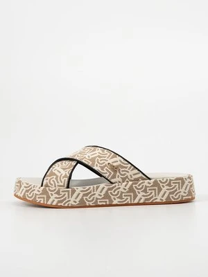 Klapki płaskie Gaudi