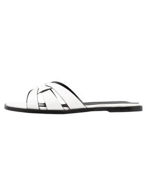 Klapki płaskie Hot Soles