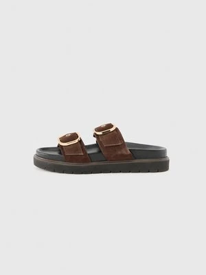 Klapki płaskie Inuovo