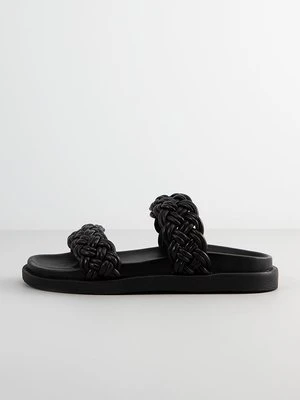Klapki płaskie Jonak