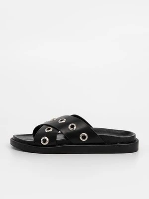 Klapki płaskie Jonak