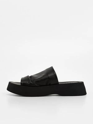 Klapki płaskie Jonak