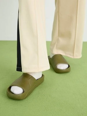 Klapki płaskie Jordan