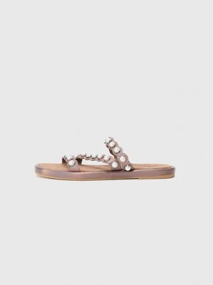 Klapki płaskie Lazamani