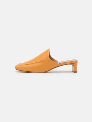 Klapki płaskie Mansur Gavriel