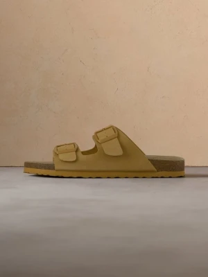 Klapki płaskie Pier One By Zalando musztardowy