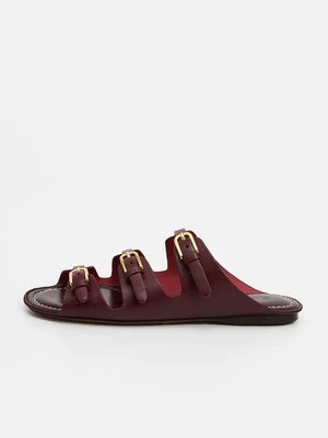 Klapki płaskie sandro