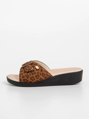 Klapki płaskie Scholl