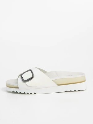 Klapki płaskie Scholl