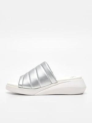 Klapki płaskie Scholl