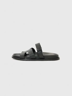 Klapki płaskie Steve Madden
