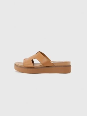 Klapki płaskie Steve Madden