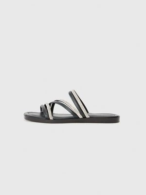 Klapki płaskie Steve Madden czarny