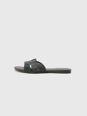 Klapki płaskie Steve Madden