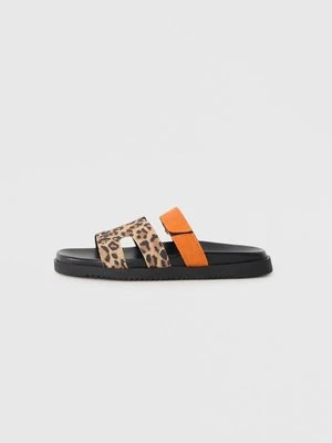 Klapki płaskie Steve Madden