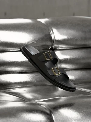 Klapki płaskie Steve Madden czarny