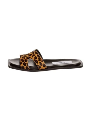 Klapki płaskie Steve Madden brązowy