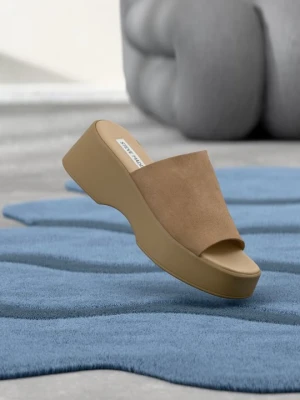 Klapki płaskie Steve Madden piaskowy