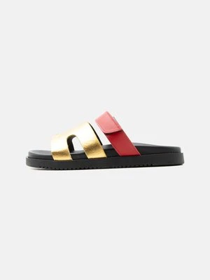 Klapki płaskie Steve Madden złoty