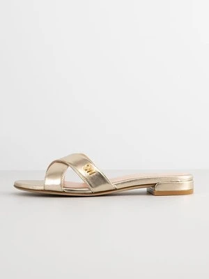 Klapki płaskie Stuart Weitzman