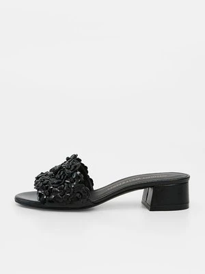 Klapki płaskie Stuart Weitzman