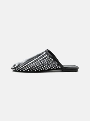 Klapki płaskie Stuart Weitzman czarny