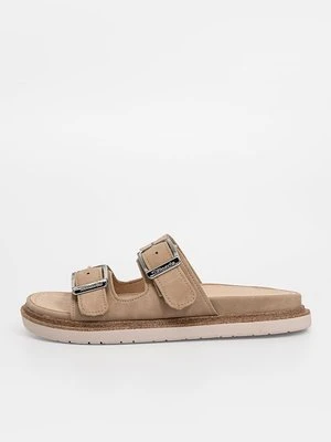 Klapki płaskie tamaris