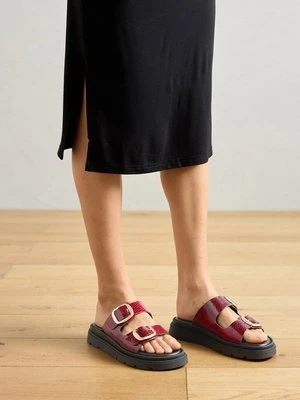 Klapki płaskie tamaris