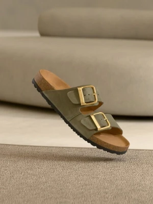 Klapki płaskie Tamaris khaki