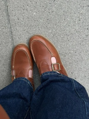 Klapki płaskie Timberland brązowy