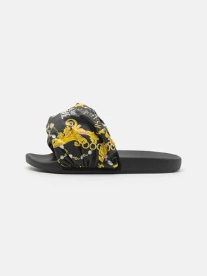 Klapki płaskie Versace Jeans Couture