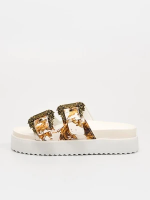 Klapki płaskie Versace Jeans Couture