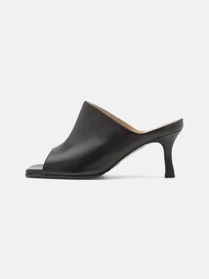 Klapki Selected Femme