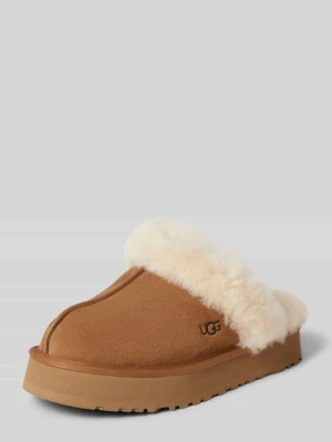 Klapki skórzane z wyhaftowanym logo model ‘DISQUETTE’ Ugg