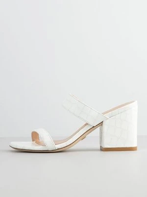 Klapki Stuart Weitzman