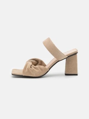 Klapki na obcasie Vero Moda
