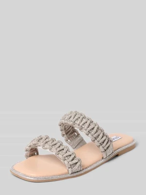 Klapki z obszyciem kamieniami stras model 'Nyssa' Steve Madden