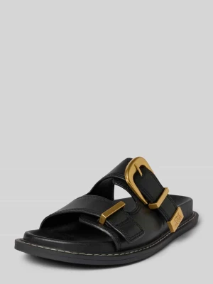 Klapki ze sprzączką i detalem z logo model ‘ARCH’ Steve Madden Czarny