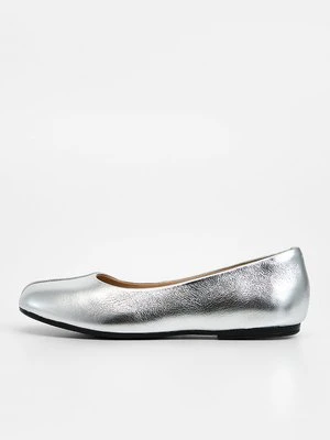 Klasyczne baleriny Clarks