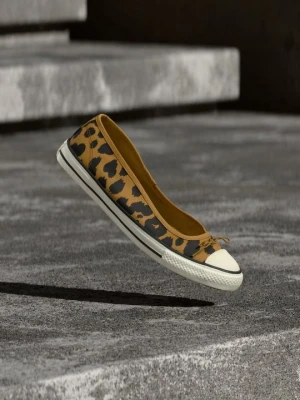 Klasyczne baleriny Converse brązowy